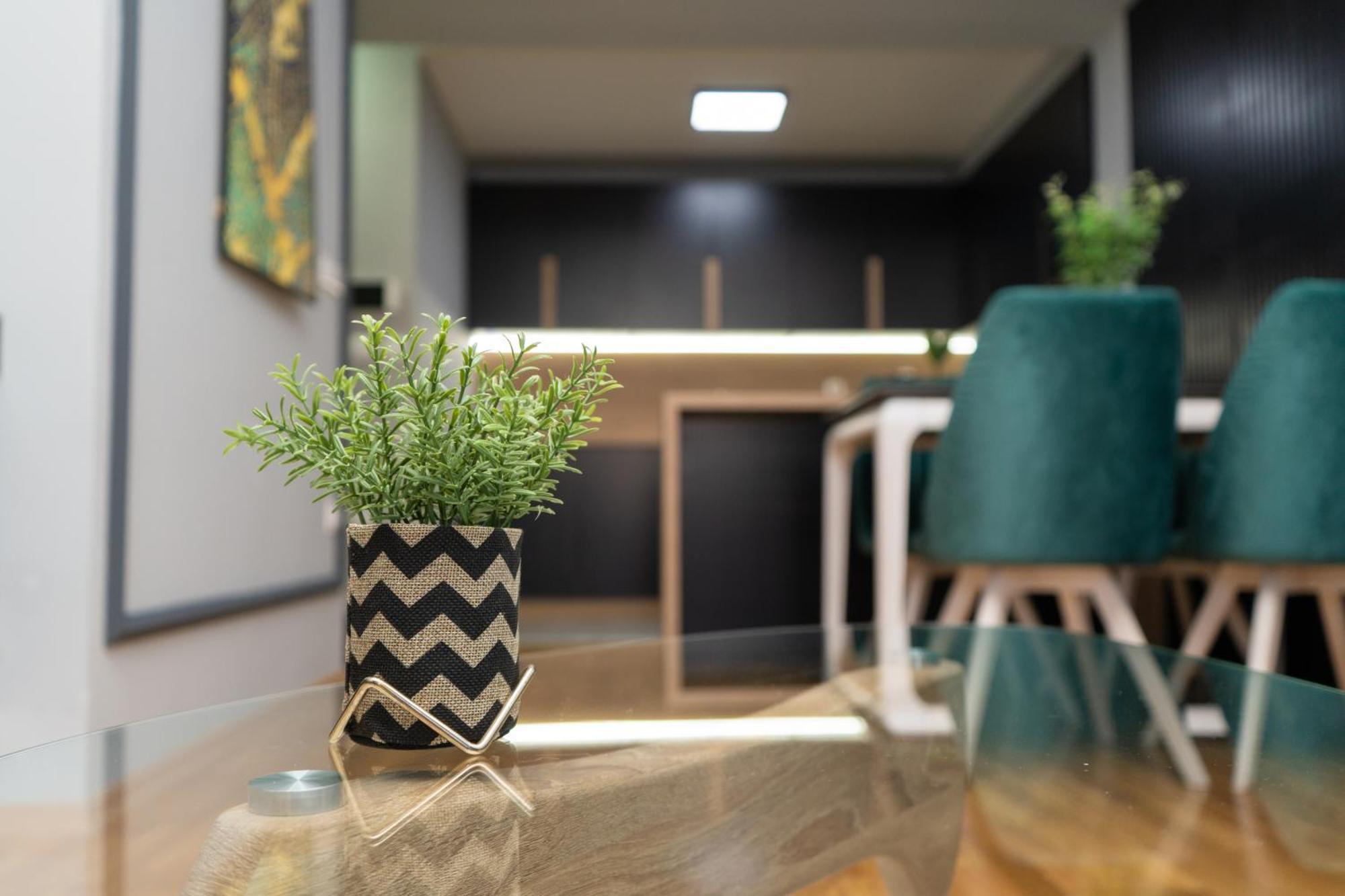 Unity Luxury Apartment - Skopje Extérieur photo